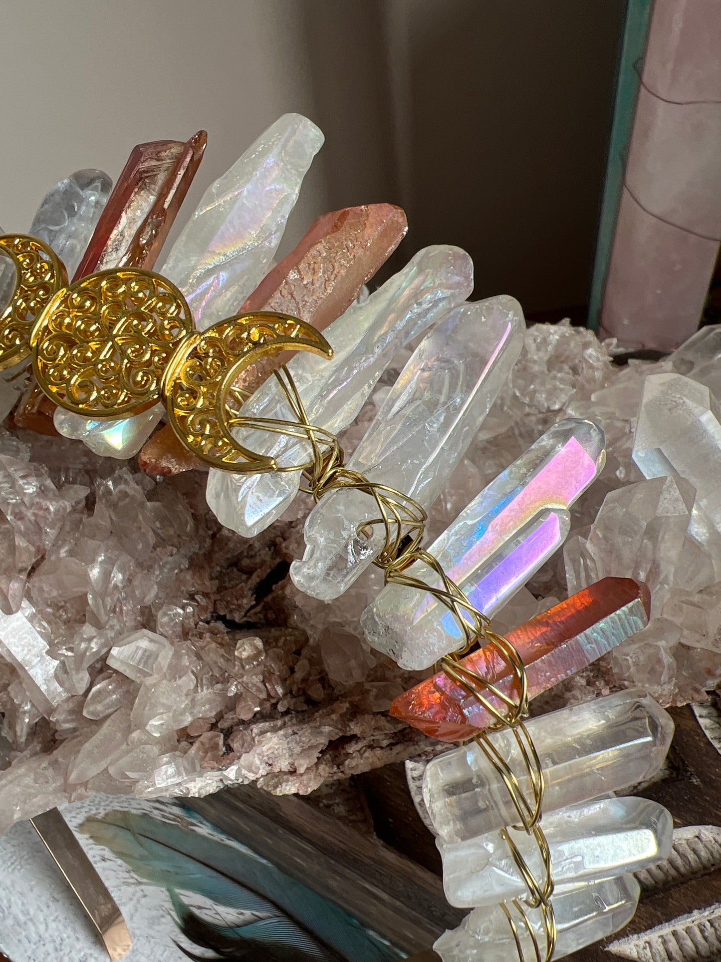 Aura Crystal Crowns